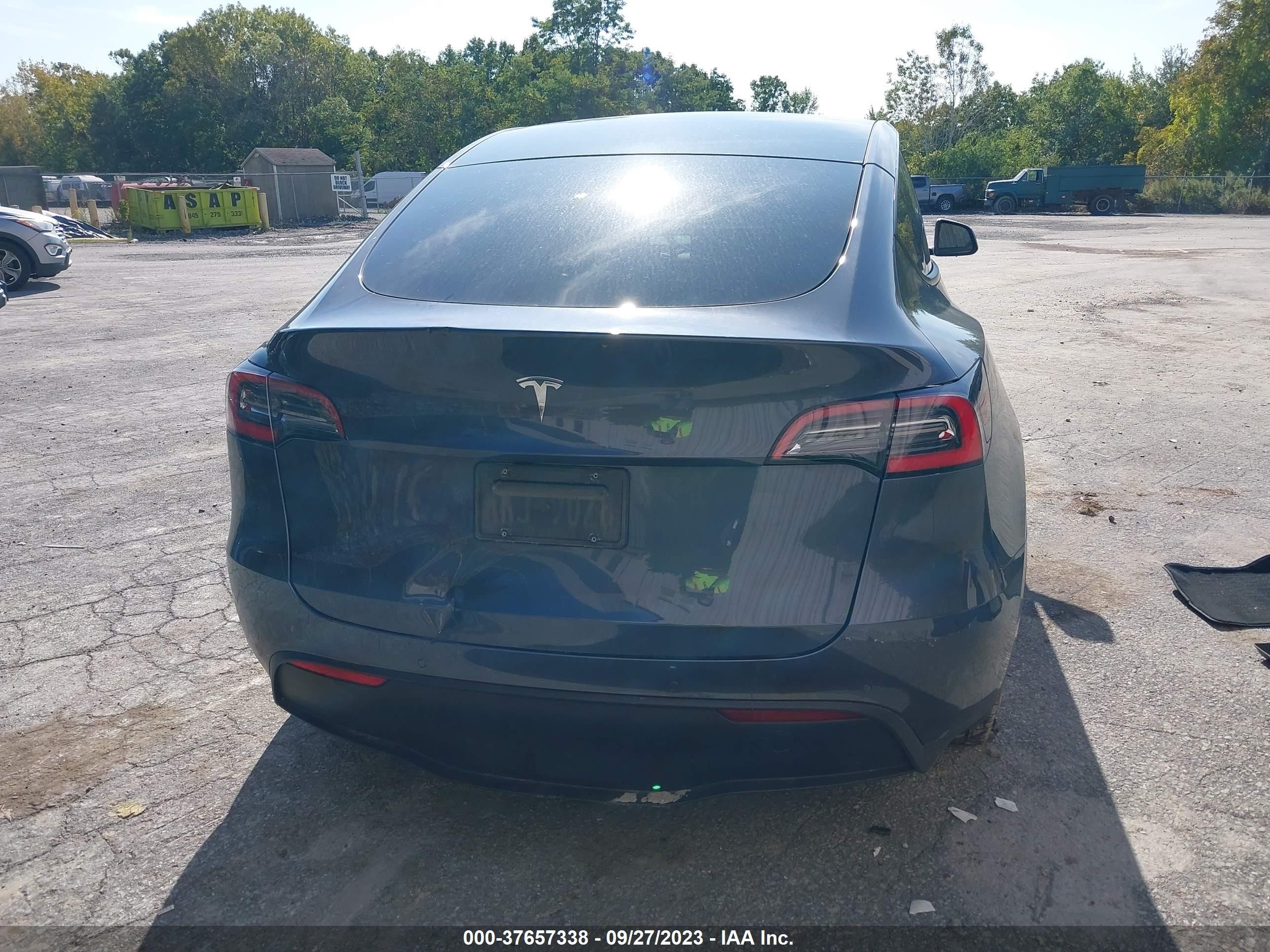 Photo 15 VIN: 5YJYGDED3MF106127 - TESLA MODEL Y 