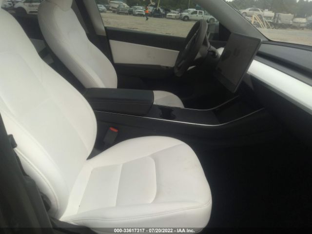 Photo 4 VIN: 5YJYGDED4MF106198 - TESLA MODEL Y 