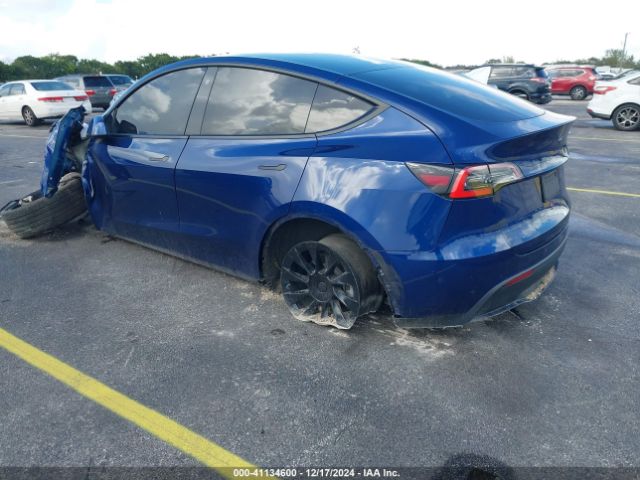 Photo 2 VIN: 5YJYGDED4MF112857 - TESLA MODEL Y 