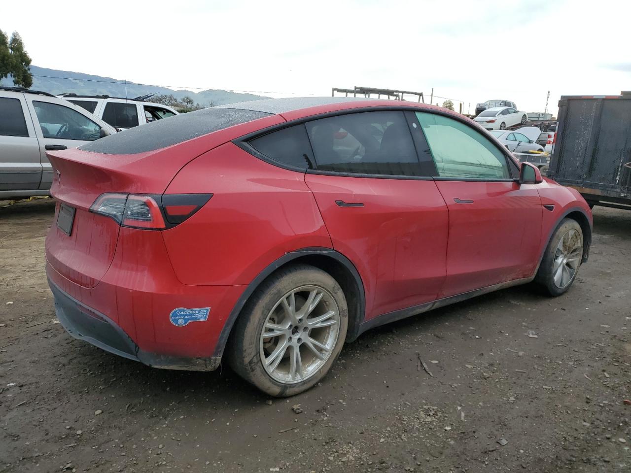 Photo 2 VIN: 5YJYGDED4MF132977 - TESLA MODEL Y 