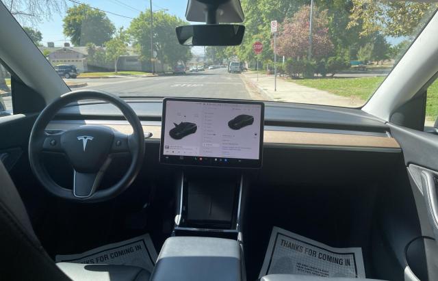 Photo 8 VIN: 5YJYGDED7MF115137 - TESLA MODEL Y 