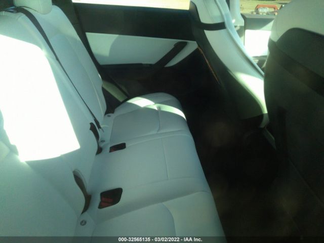 Photo 7 VIN: 5YJYGDED9MF105449 - TESLA MODEL Y 