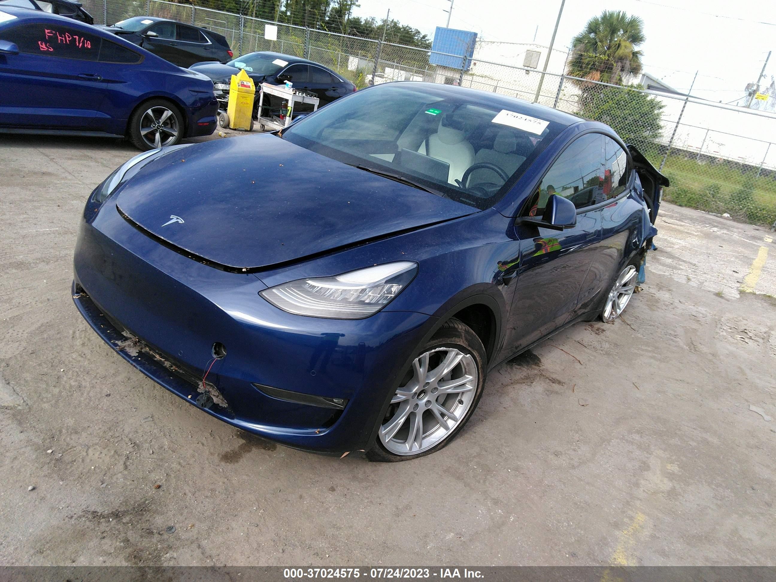 Photo 1 VIN: 5YJYGDED9MF109128 - TESLA MODEL Y 