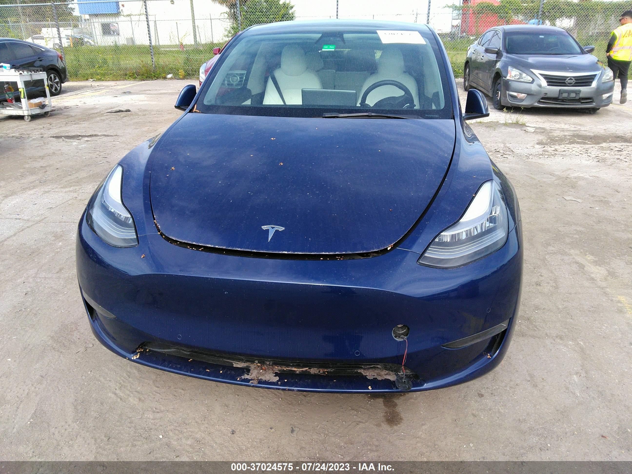 Photo 10 VIN: 5YJYGDED9MF109128 - TESLA MODEL Y 