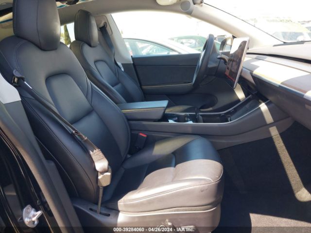 Photo 4 VIN: 5YJYGDEE0LF017655 - TESLA MODEL Y 