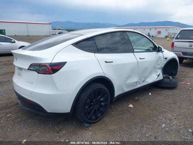 Photo 3 VIN: 5YJYGDEE0LF022130 - TESLA MODEL Y 