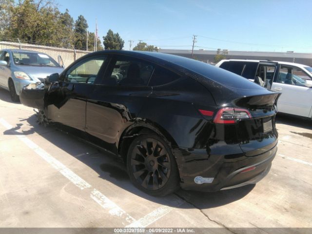 Photo 2 VIN: 5YJYGDEE0LF033807 - TESLA MODEL Y 