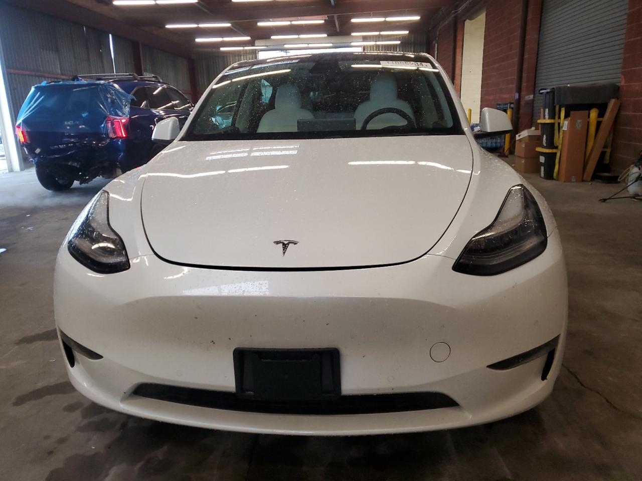 Photo 4 VIN: 5YJYGDEE0LF043284 - TESLA MODEL Y 