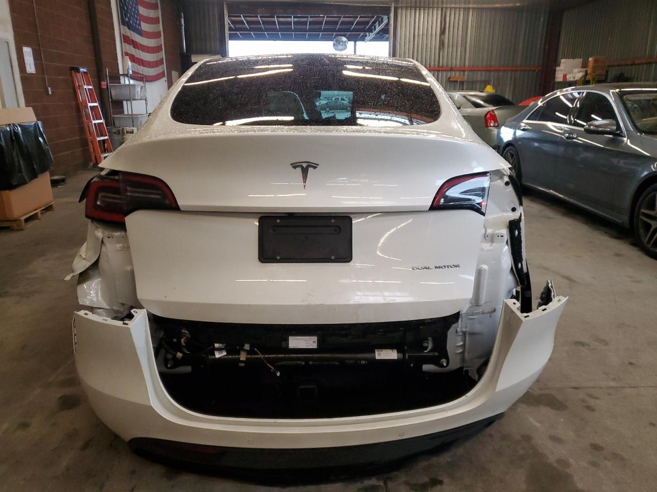 Photo 5 VIN: 5YJYGDEE0LF043284 - TESLA MODEL Y 