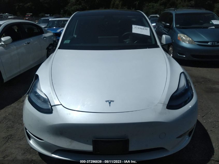 Photo 11 VIN: 5YJYGDEE0MF063410 - TESLA MODEL Y 