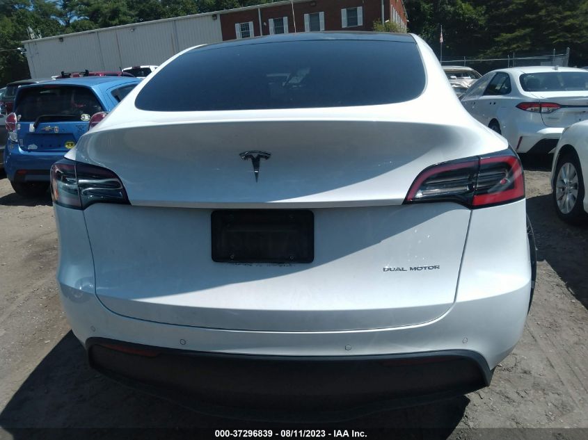 Photo 15 VIN: 5YJYGDEE0MF063410 - TESLA MODEL Y 