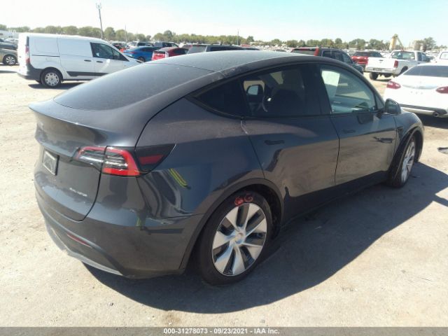 Photo 3 VIN: 5YJYGDEE0MF064749 - TESLA MODEL Y 