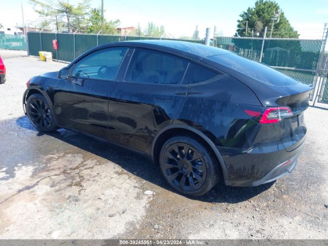 Photo 2 VIN: 5YJYGDEE0MF071751 - TESLA MODEL Y 