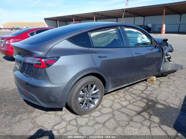 Photo 3 VIN: 5YJYGDEE0MF084144 - TESLA MODEL Y 