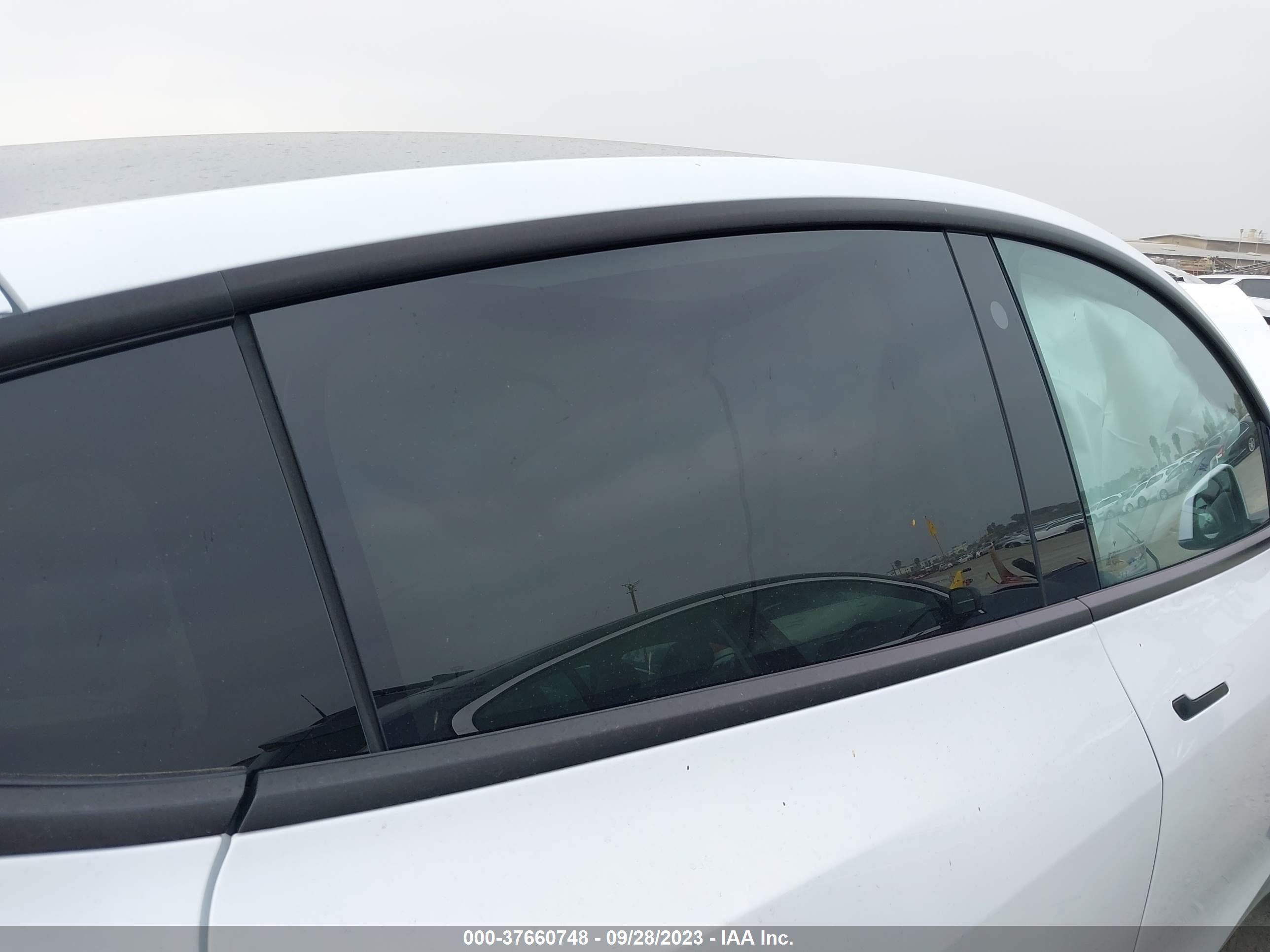 Photo 7 VIN: 5YJYGDEE0MF086525 - TESLA MODEL Y 