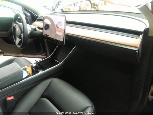 Photo 4 VIN: 5YJYGDEE0MF089540 - TESLA MODEL Y 