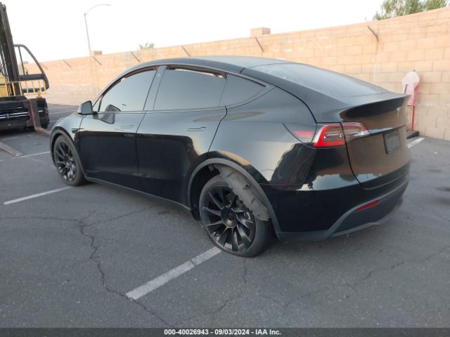 Photo 2 VIN: 5YJYGDEE0MF102478 - TESLA MODEL Y 