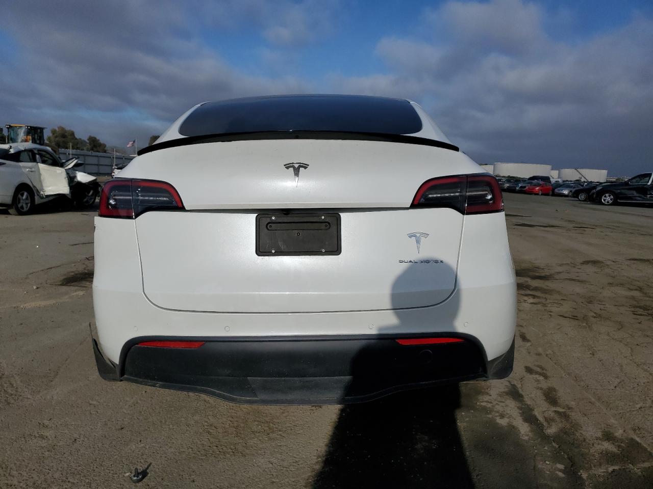 Photo 5 VIN: 5YJYGDEE0MF158999 - TESLA MODEL Y 