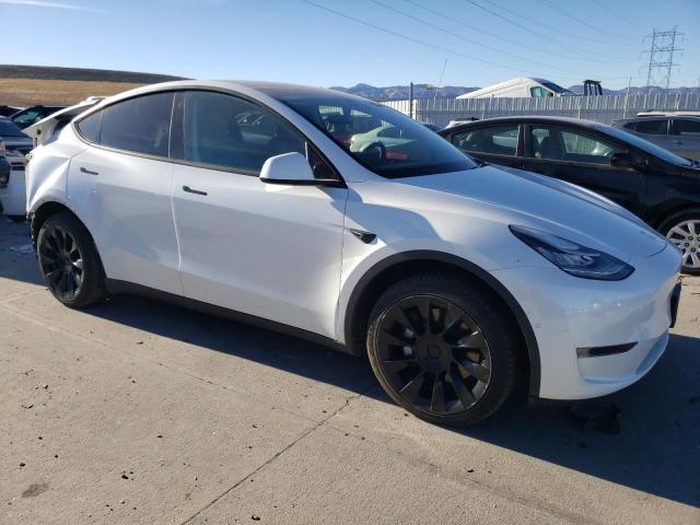 Photo 3 VIN: 5YJYGDEE0MF185605 - TESLA MODEL Y 