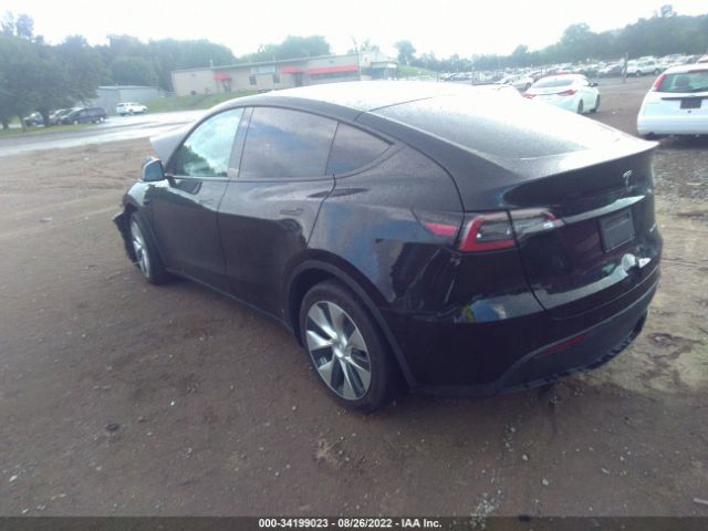 Photo 2 VIN: 5YJYGDEE1LF012495 - TESLA MODEL Y 