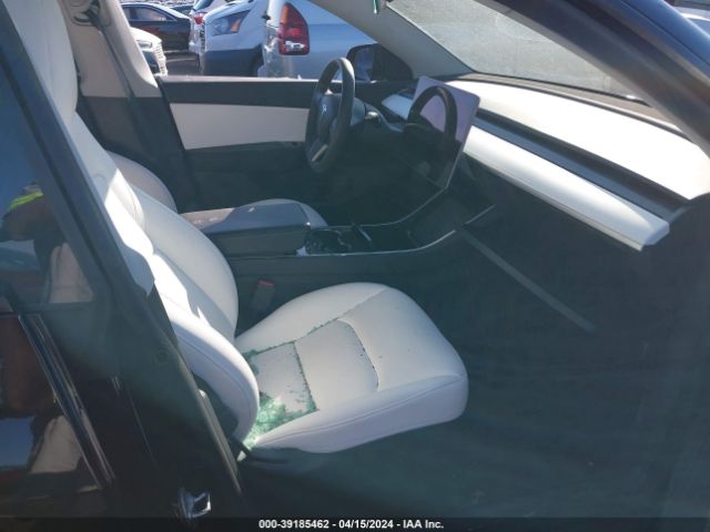 Photo 4 VIN: 5YJYGDEE1LF021231 - TESLA MODEL Y 