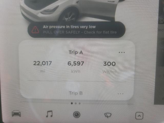 Photo 7 VIN: 5YJYGDEE1LF032701 - TESLA MODEL Y 