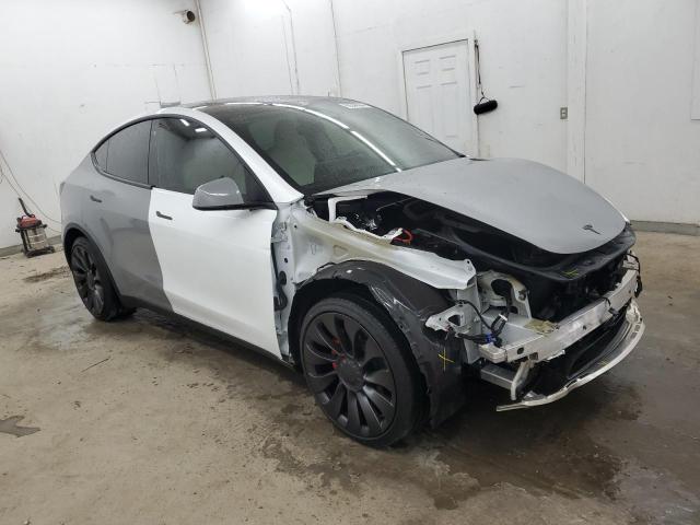 Photo 3 VIN: 5YJYGDEE1LF034240 - TESLA MODEL Y 