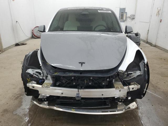 Photo 4 VIN: 5YJYGDEE1LF034240 - TESLA MODEL Y 