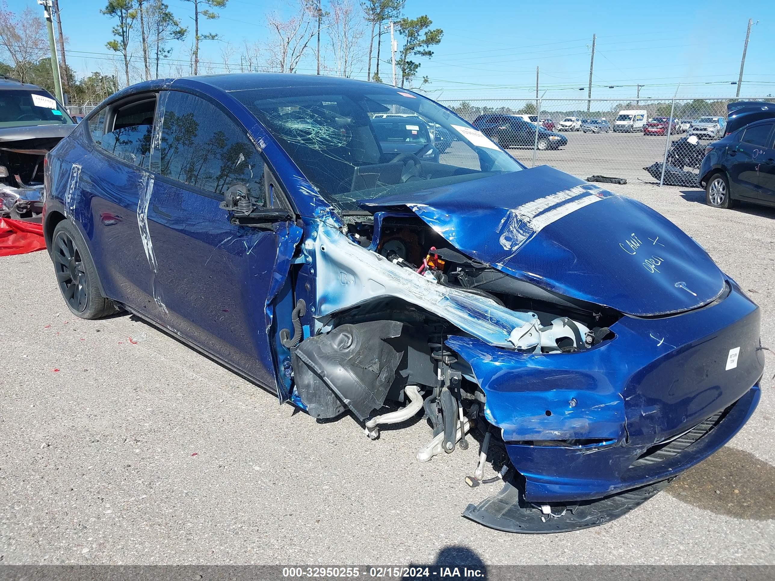 Photo 5 VIN: 5YJYGDEE1LF040572 - TESLA MODEL Y 