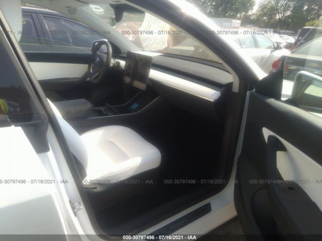 Photo 4 VIN: 5YJYGDEE1LF049563 - TESLA MODEL Y 