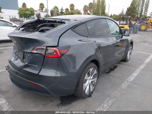 Photo 3 VIN: 5YJYGDEE1LF050275 - TESLA MODEL Y 