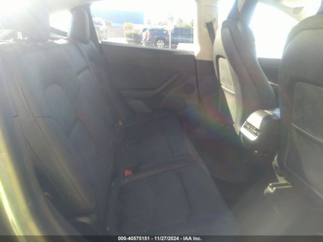 Photo 7 VIN: 5YJYGDEE1LF050275 - TESLA MODEL Y 