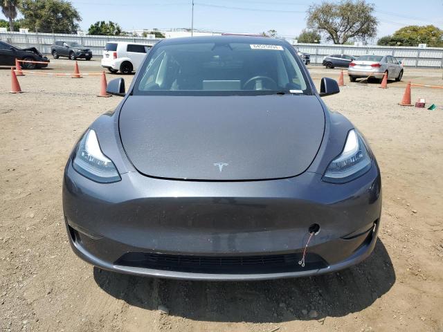 Photo 4 VIN: 5YJYGDEE1LF050504 - TESLA MODEL Y 