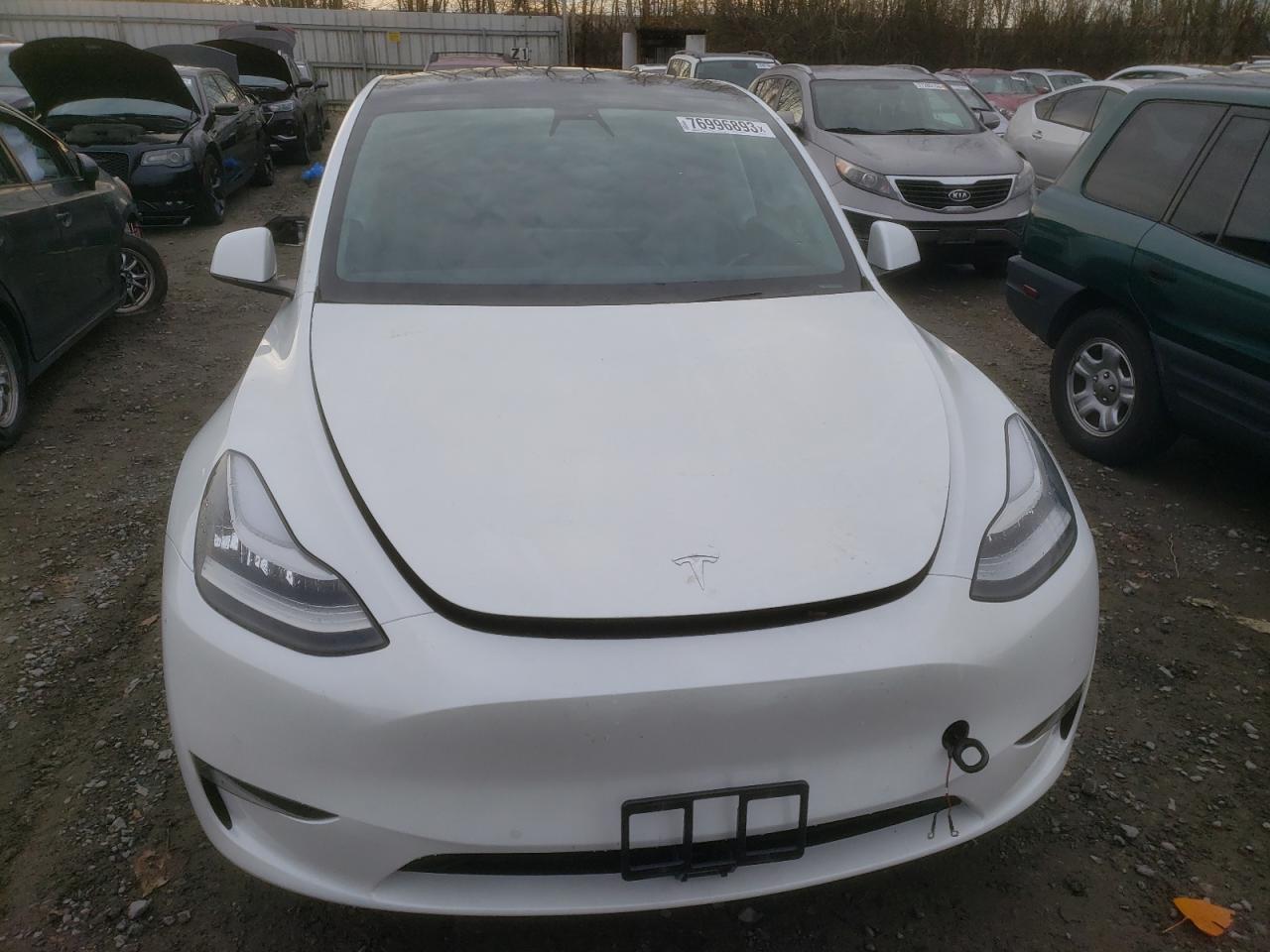 Photo 4 VIN: 5YJYGDEE1LF051135 - TESLA MODEL Y 