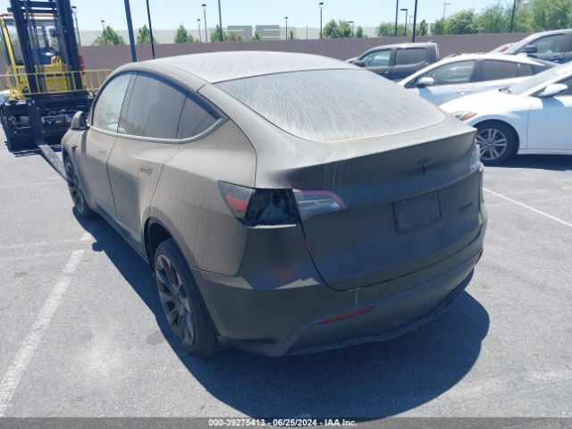 Photo 2 VIN: 5YJYGDEE1MF060600 - TESLA MODEL Y 