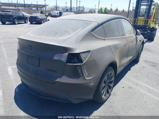 Photo 3 VIN: 5YJYGDEE1MF060600 - TESLA MODEL Y 