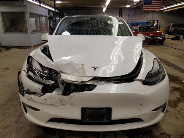 Photo 4 VIN: 5YJYGDEE1MF068082 - TESLA MODEL Y 