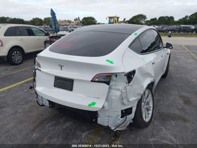 Photo 5 VIN: 5YJYGDEE1MF082502 - TESLA MODEL Y 