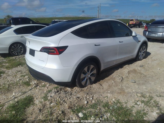 Photo 3 VIN: 5YJYGDEE1MF099784 - TESLA MODEL Y 