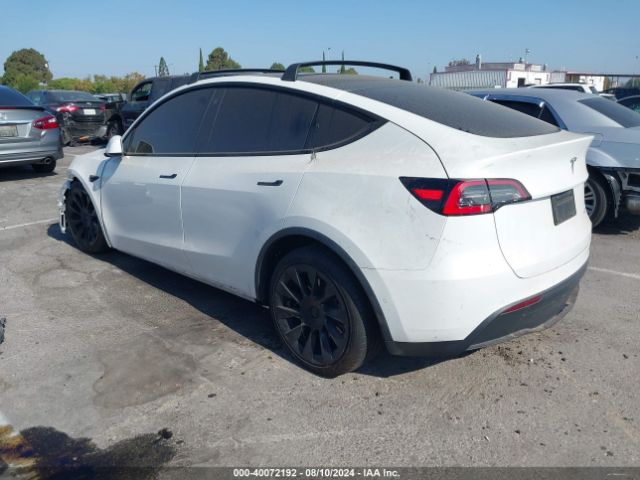 Photo 2 VIN: 5YJYGDEE1MF141466 - TESLA MODEL Y 