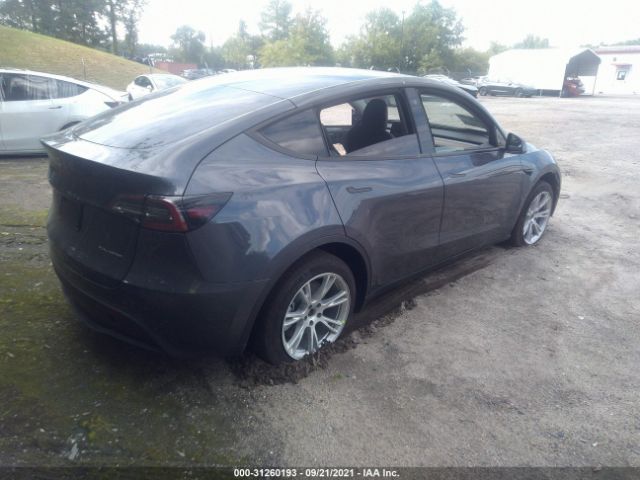 Photo 3 VIN: 5YJYGDEE1MF146800 - TESLA MODEL Y 