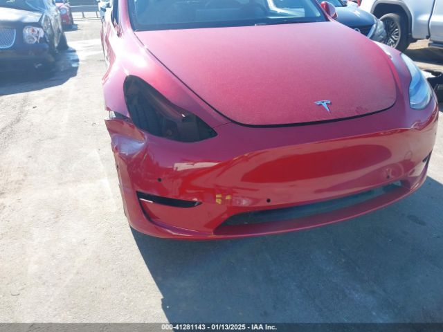 Photo 5 VIN: 5YJYGDEE1MF148126 - TESLA MODEL Y 