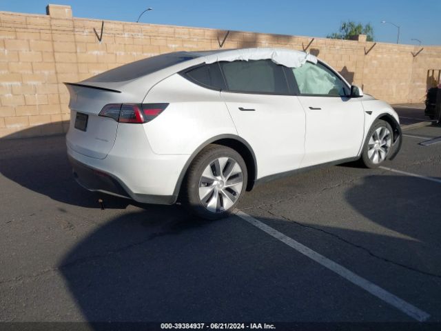 Photo 3 VIN: 5YJYGDEE1MF158963 - TESLA MODEL Y 