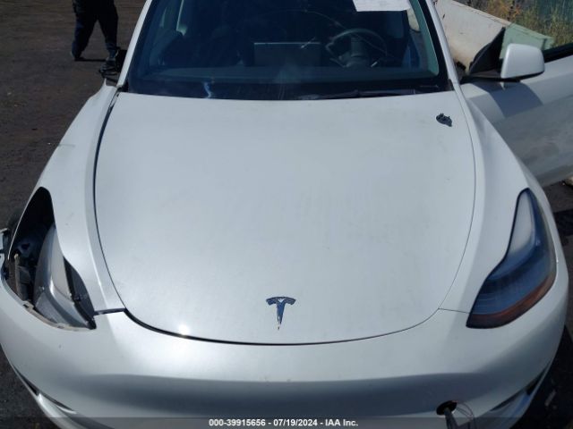 Photo 9 VIN: 5YJYGDEE1MF160910 - TESLA MODEL Y 