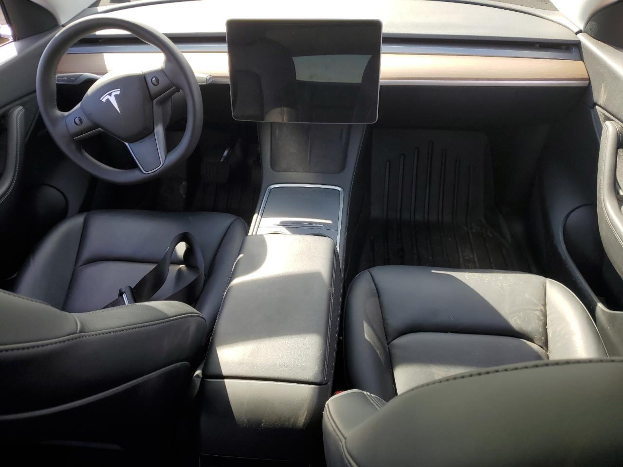 Photo 7 VIN: 5YJYGDEE1MF190165 - TESLA MODEL Y 