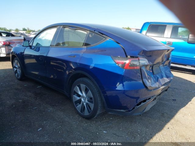 Photo 2 VIN: 5YJYGDEE1MF197925 - TESLA MODEL Y 