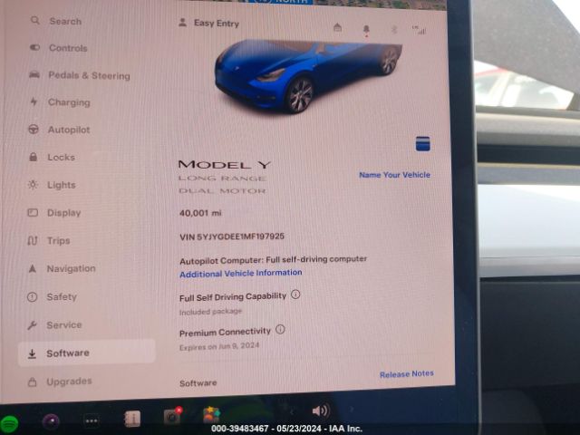 Photo 6 VIN: 5YJYGDEE1MF197925 - TESLA MODEL Y 