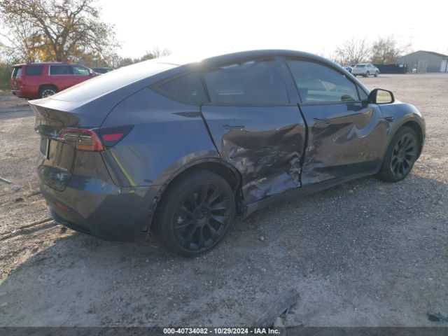 Photo 3 VIN: 5YJYGDEE1MF207255 - TESLA MODEL Y 