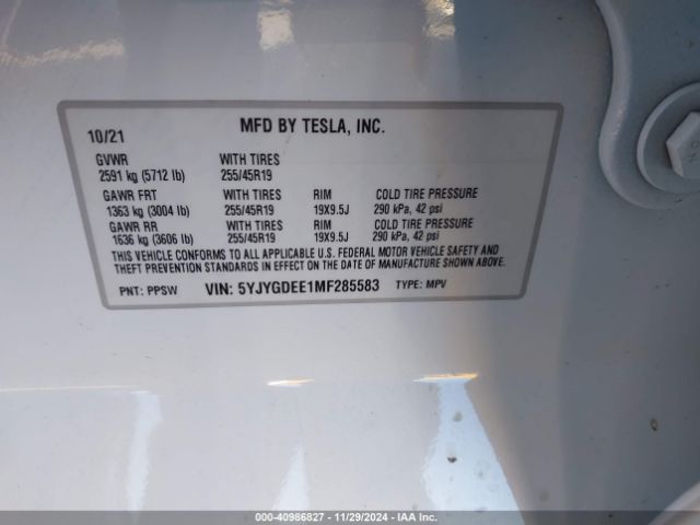 Photo 8 VIN: 5YJYGDEE1MF285583 - TESLA MODEL Y 