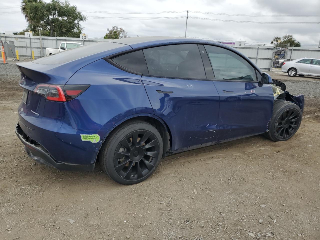 Photo 2 VIN: 5YJYGDEE2LF036160 - TESLA MODEL Y 